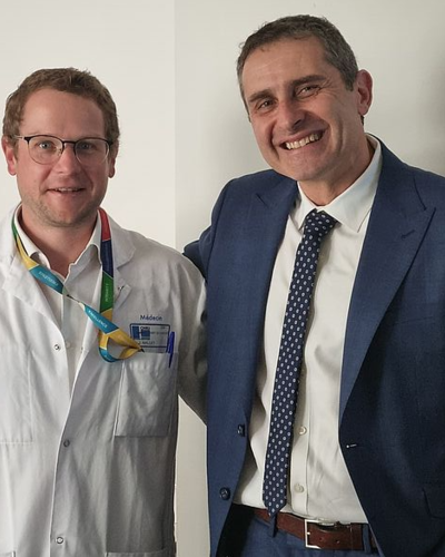 Déformations complexes de la colonne vertébrale chez l’enfant : un expert canadien au CHU de Besançon