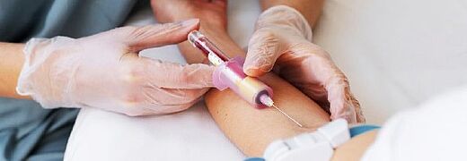 Détecter le cancer du poumon par une simple prise de sang : une avancée prometteuse